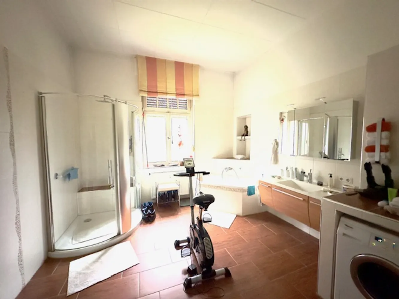 2 Zimmer Wohnung mit 120 m² in Unna – Bild 5