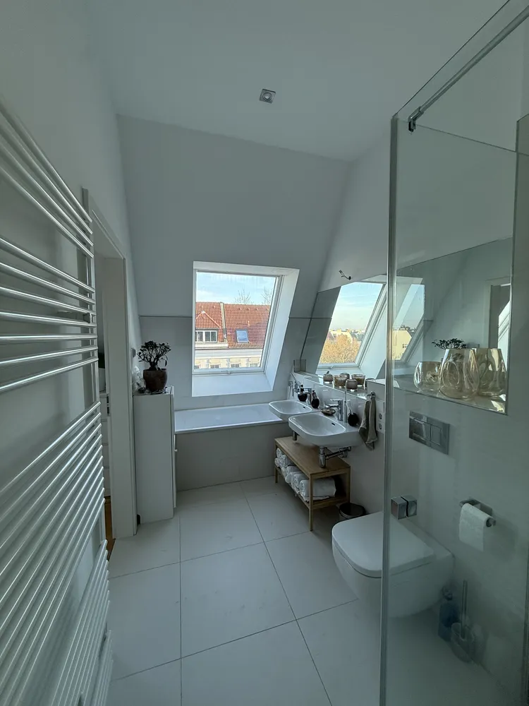 3 Zimmer Wohnung mit 109 m² in Berlin – Bild 1