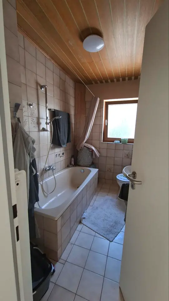 18 Zimmer Wohnung mit 100 m² in Marburg – Bild 8