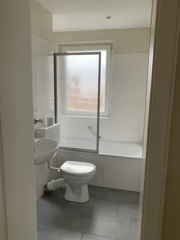 2 Zimmer Wohnung mit 48 m² in Wiesbaden – Bild 4