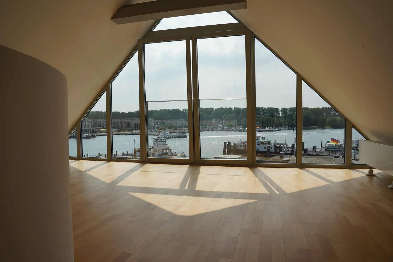 5 Zimmer Wohnung mit 168 m² in Lübeck – Bild 3