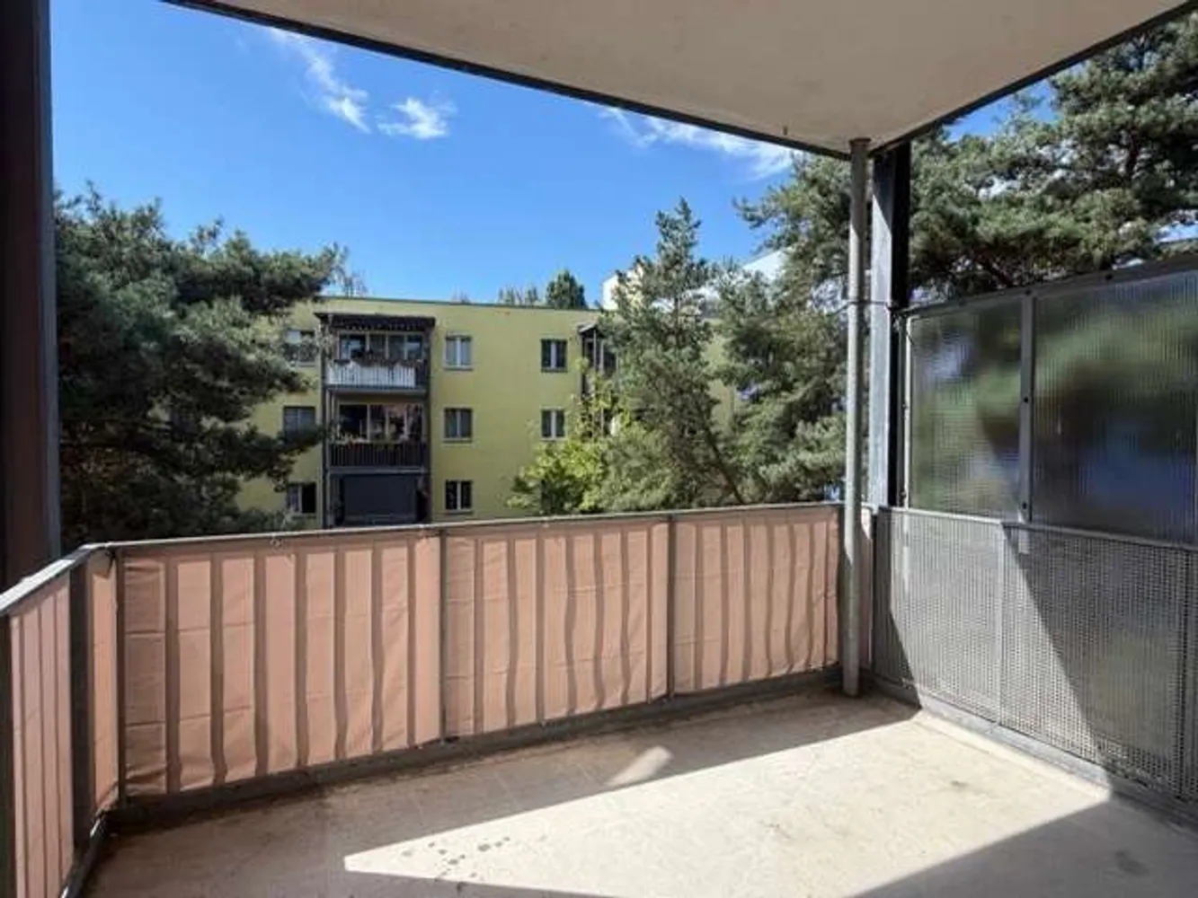 3 Zimmer Wohnung mit 76 m² in Berlin – Bild 2