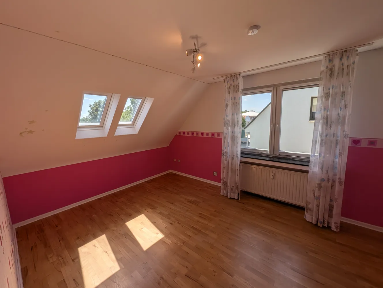 6 Zimmer Wohnung mit 145 m² in Essen – Bild 8