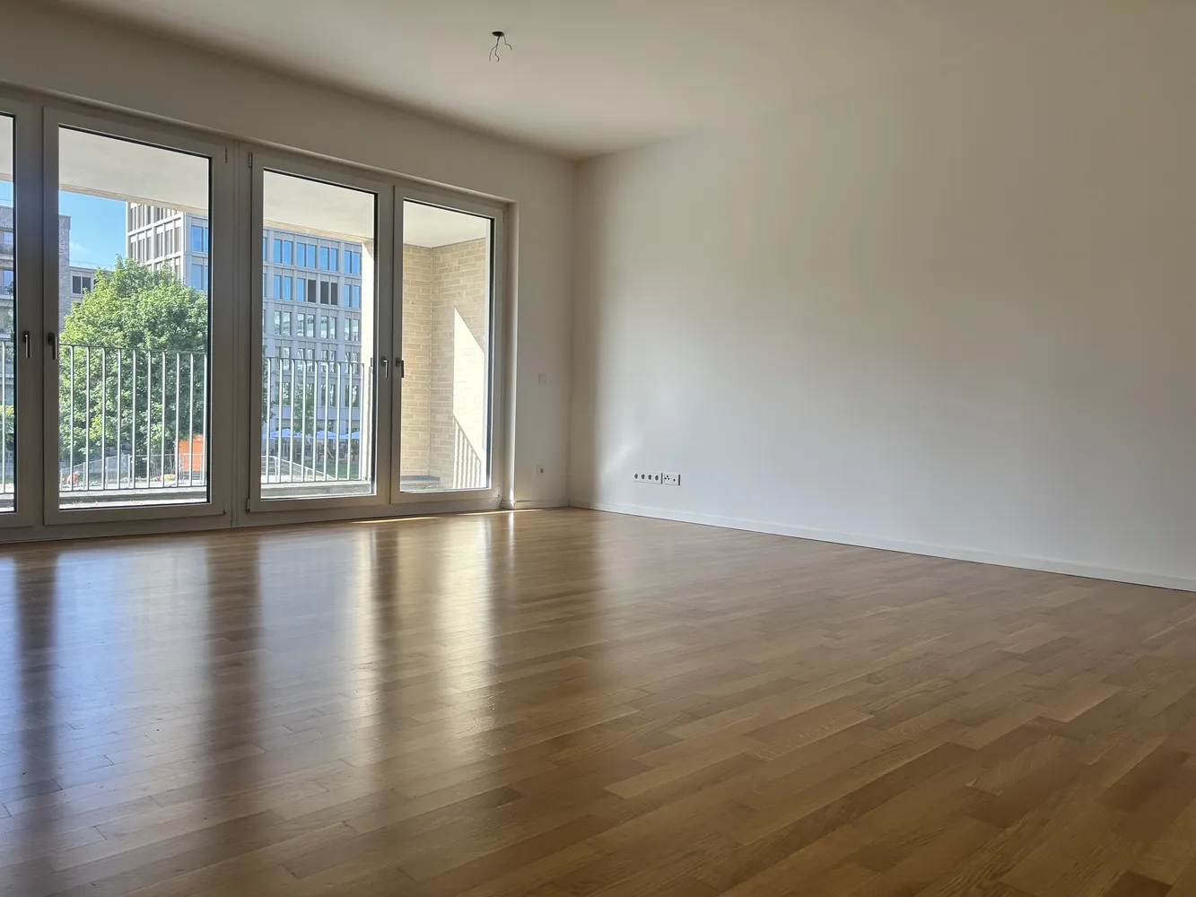 3 Zimmer Wohnung mit 97 m² in Berlin – Bild 2