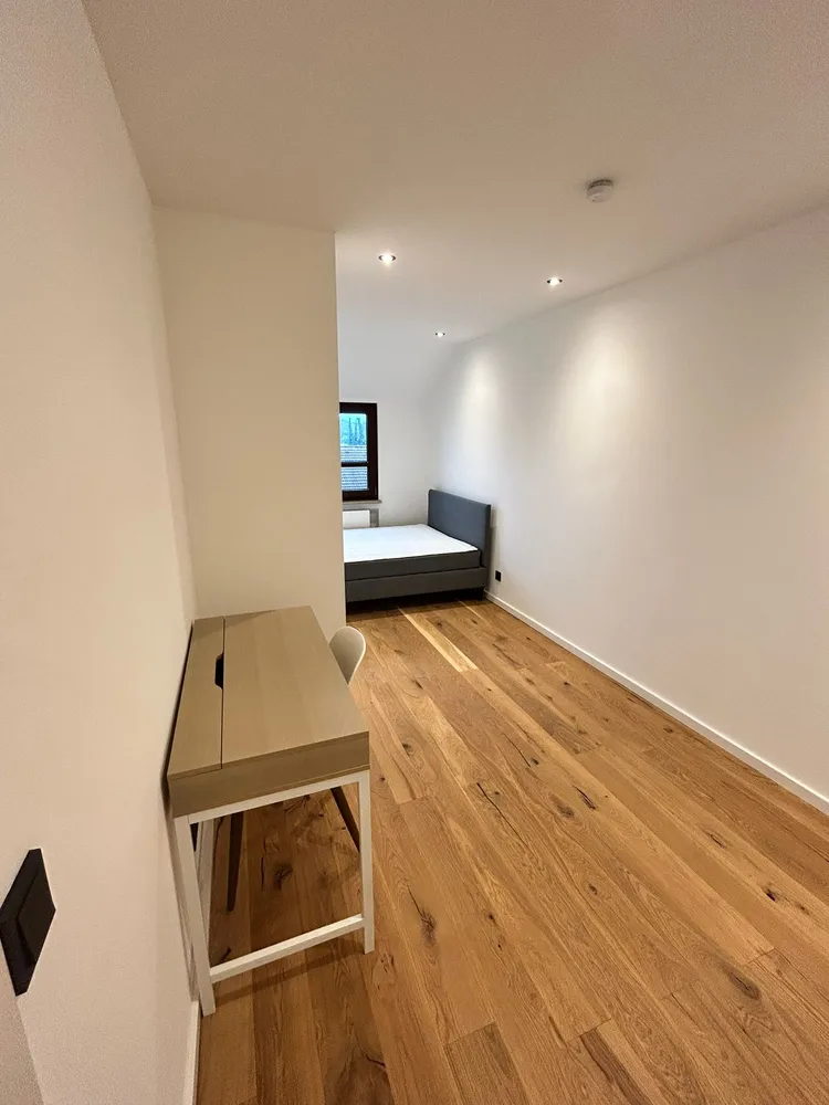 WG-Zimmer mit 11 m² in München – Bild 1