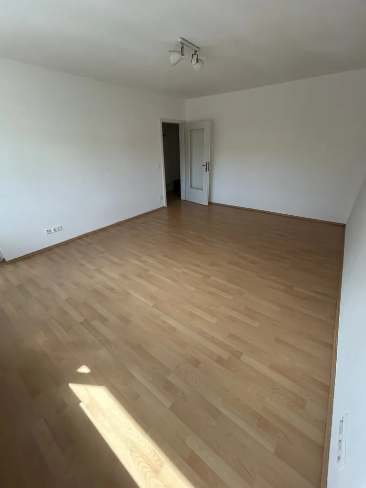 2 room apartment with 56 m² in Karlsruhe – Photo 2