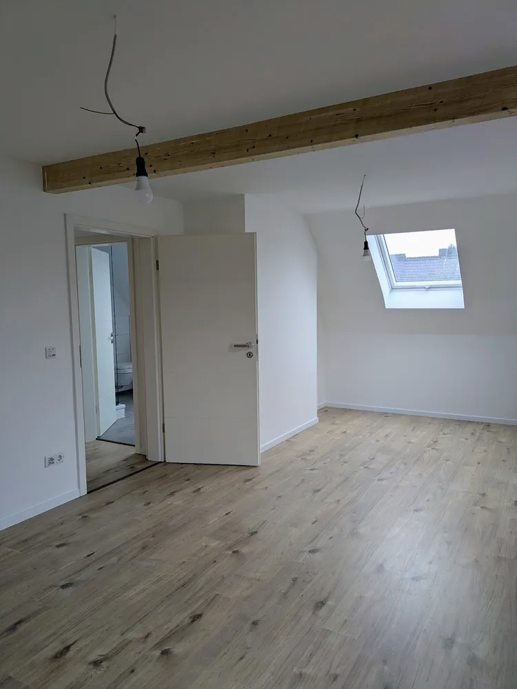4 Zimmer Wohnung mit 96 m² in Düsseldorf – Bild 7