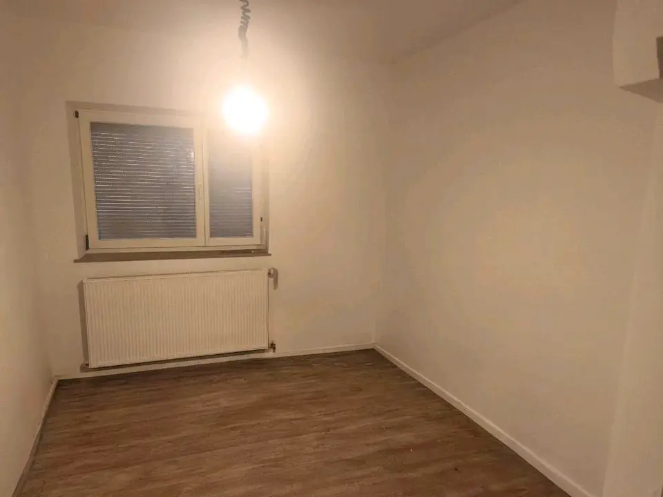 2 Zimmer Wohnung mit 42 m² in Schwabach – Bild 2