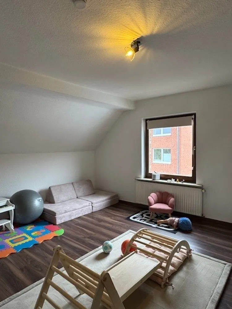 3 Zimmer Wohnung mit 80 m² in Hannover – Bild 2