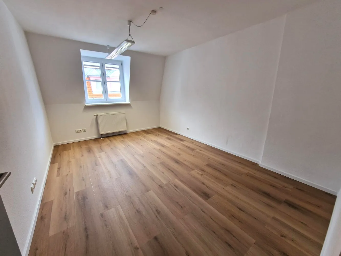 3 Zimmer Wohnung mit 82 m² in Hof – Bild 1