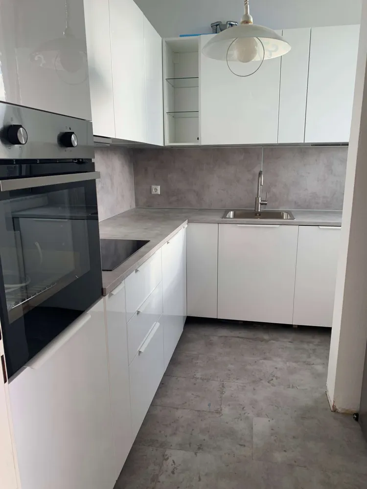 2 Zimmer Wohnung mit 95 m² in Frankfurt am Main – Bild 2