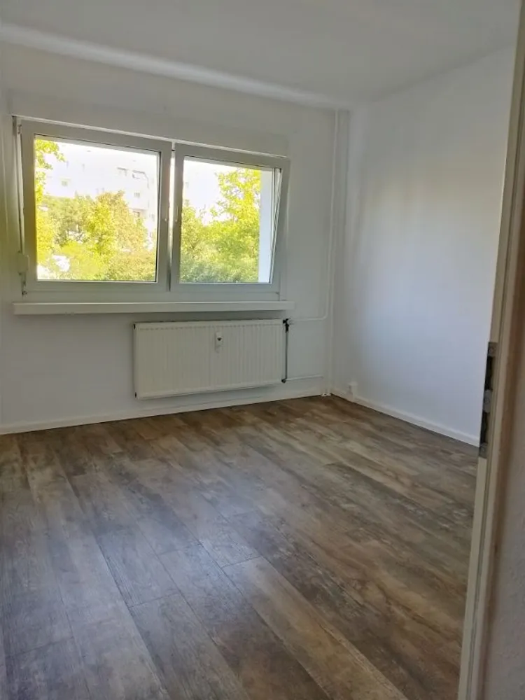 2 Zimmer Wohnung mit 49 m² in Halle (Saale) – Bild 3