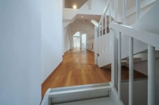 2 Zimmer Wohnung mit 81 m² in München – Bild 8