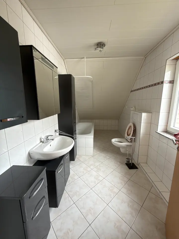 3 Zimmer Wohnung mit 85 m² in Bergisch Gladbach – Bild 7