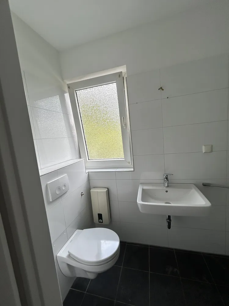 2 room apartment with 70 m² in Ratingen – Photo 3