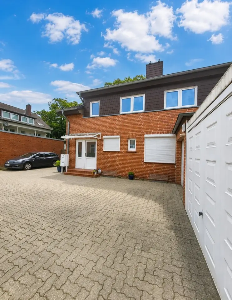 4 Zimmer Wohnung mit 94 m² in Lüneburg – Bild 1