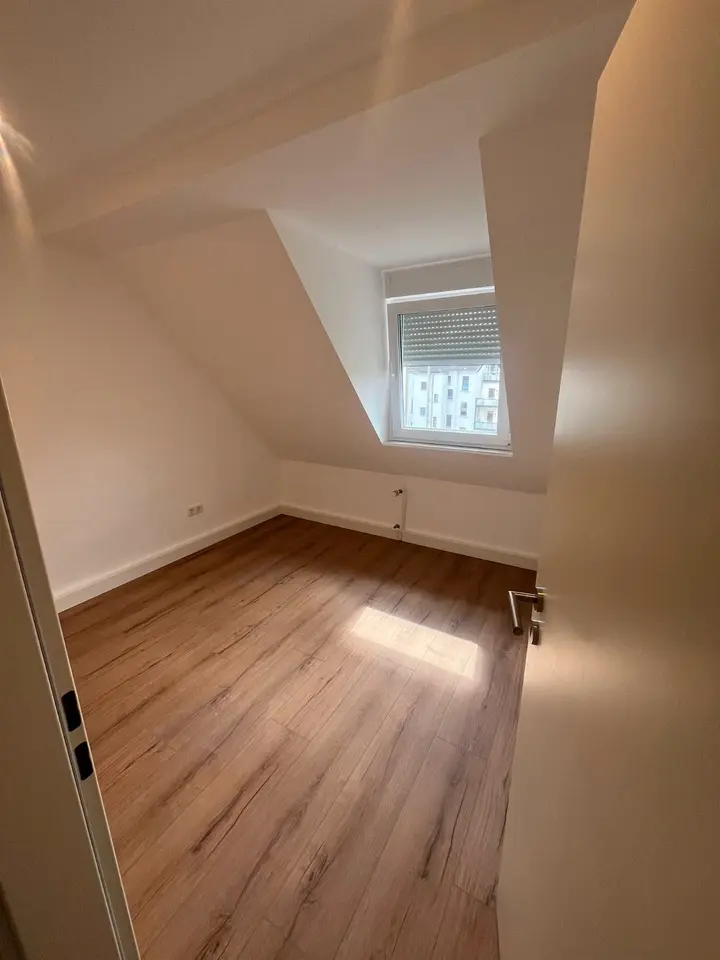 5 Zimmer Wohnung mit 82 m² in Essen – Bild 7