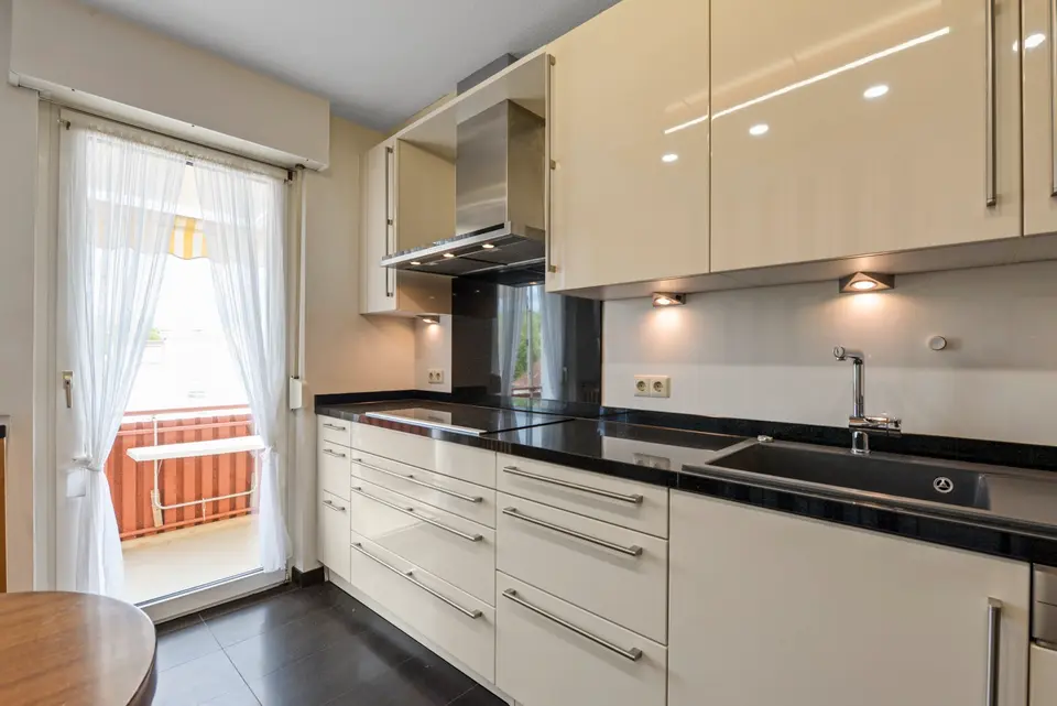 4 Zimmer Wohnung mit 103 m² in Ludwigshafen – Bild 1