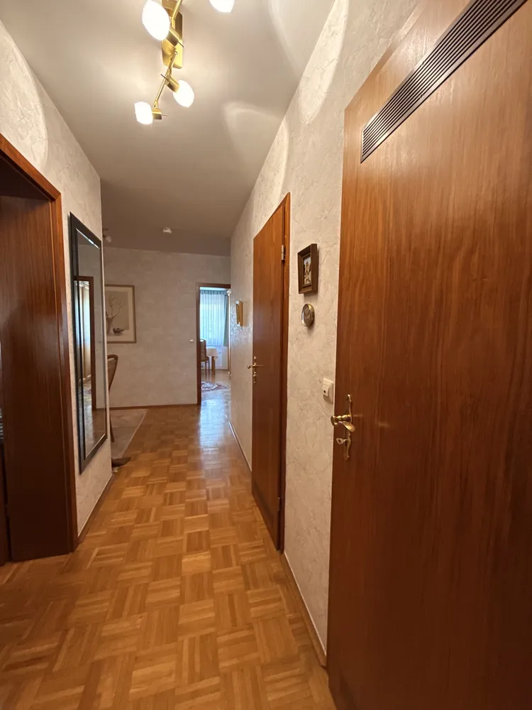 3 Zimmer Wohnung mit 87 m² in Frankfurt am Main – Bild 4