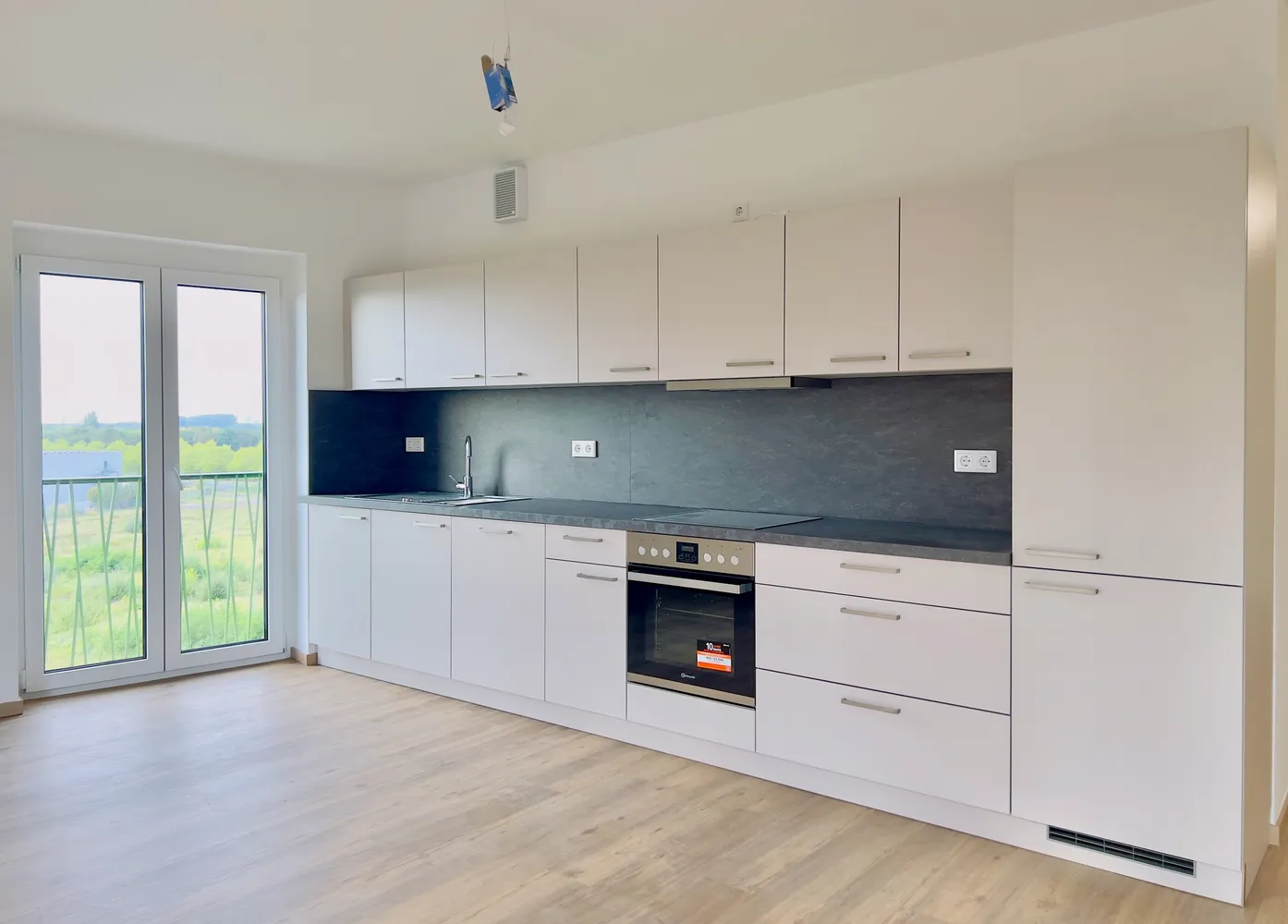 4 Zimmer Wohnung mit 94 m² in Hannover – Bild 2
