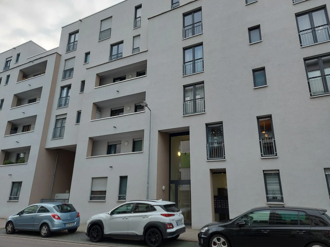 2 Zimmer Wohnung mit 67 m² in Karlsruhe – Bild 1