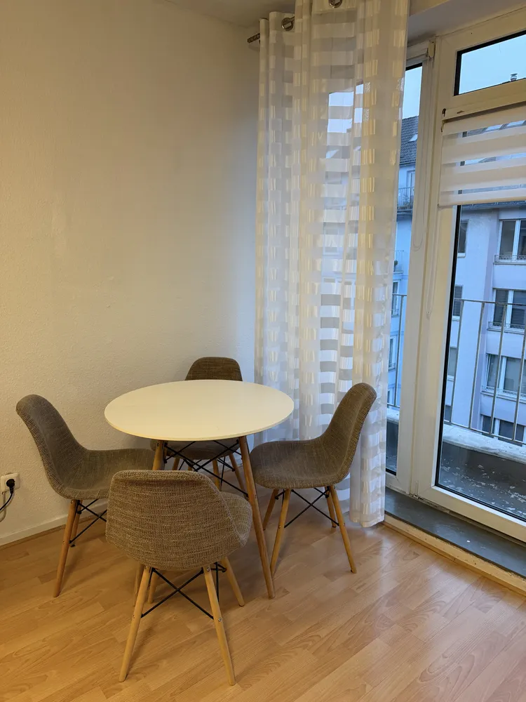 1 Zimmer Wohnung mit 34 m² in Düsseldorf – Bild 6