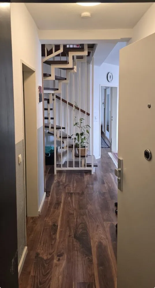 6 Zimmer Wohnung mit 140 m² in Duisburg – Bild 3