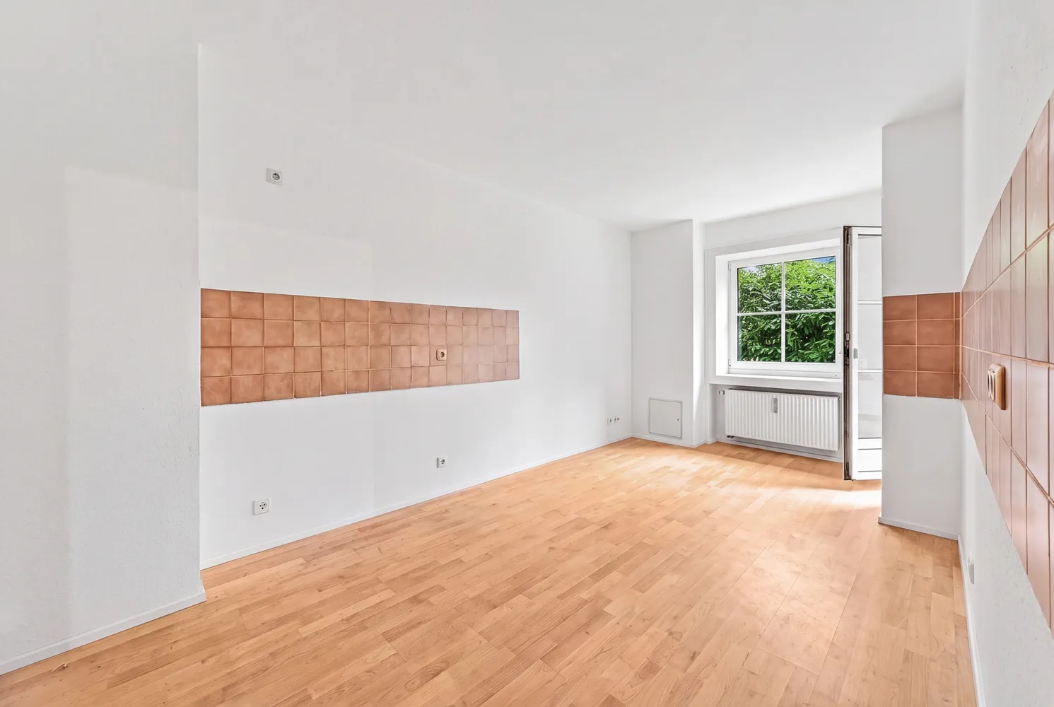4 Zimmer Wohnung mit 90 m² in München – Bild 2