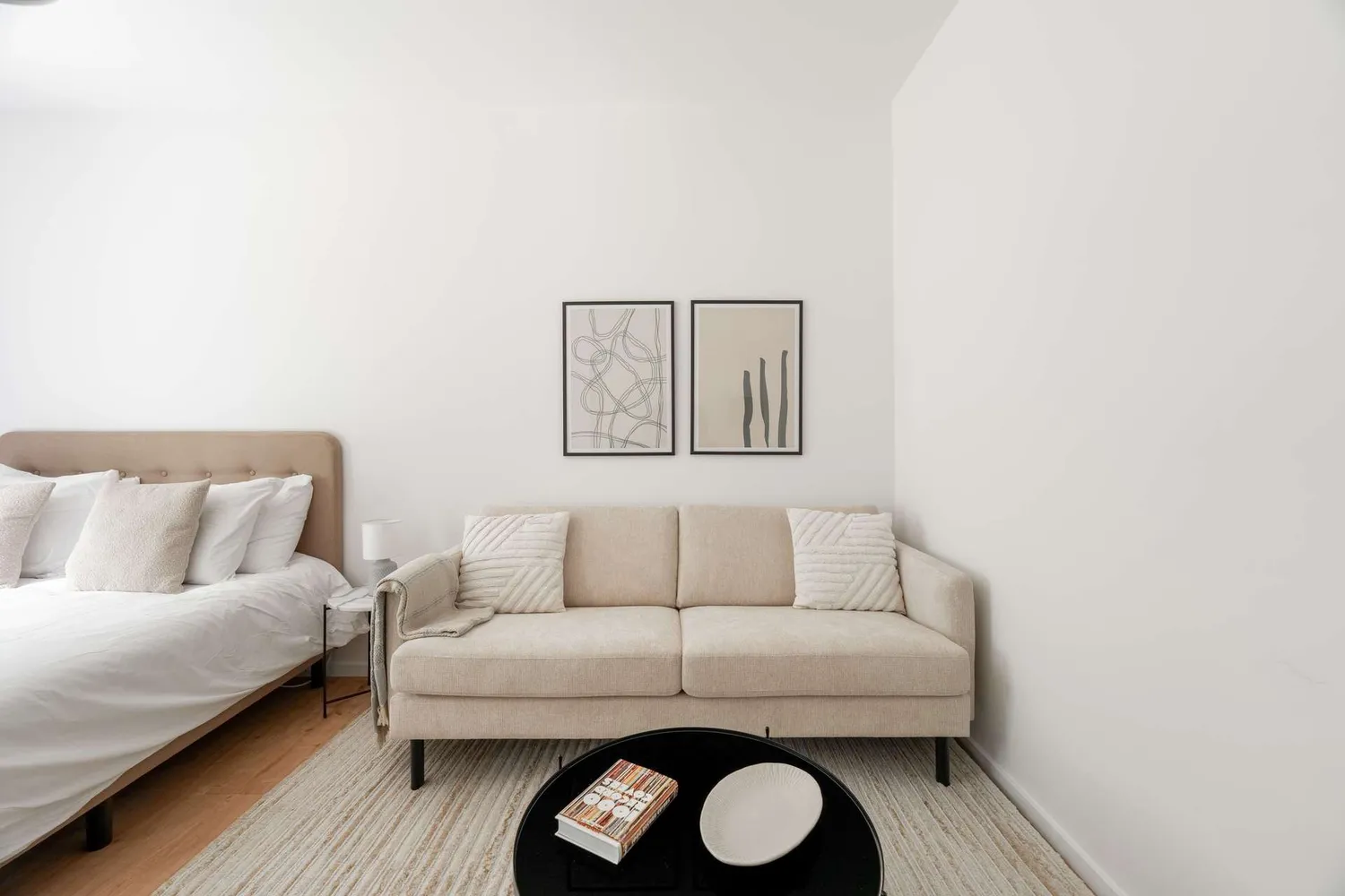1 room apartment with 30 m² in Berlin – Photo 2