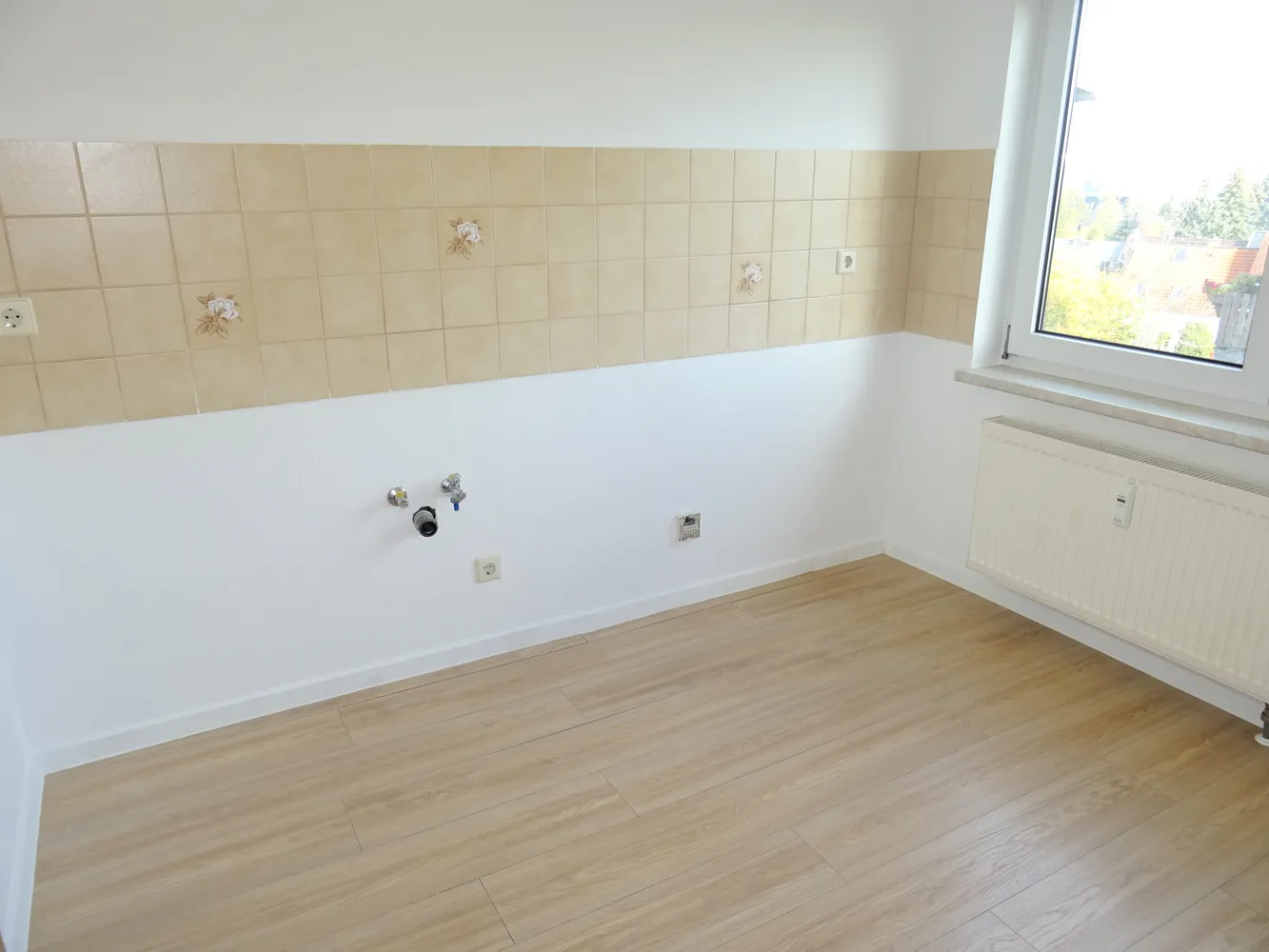 2 Zimmer Wohnung mit 51 m² in Werdau – Bild 2