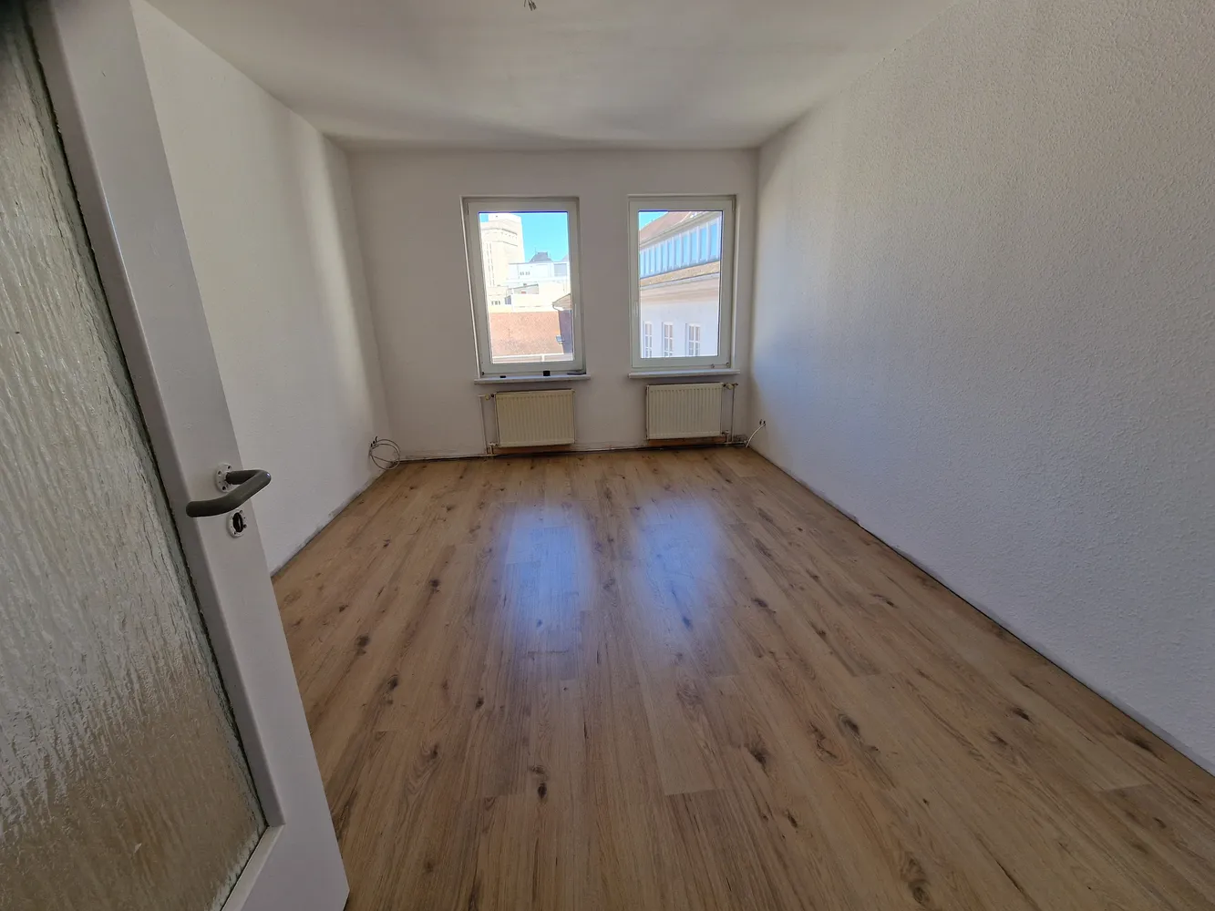 5 Zimmer Wohnung mit 125 m² in Halle (Saale) – Bild 3