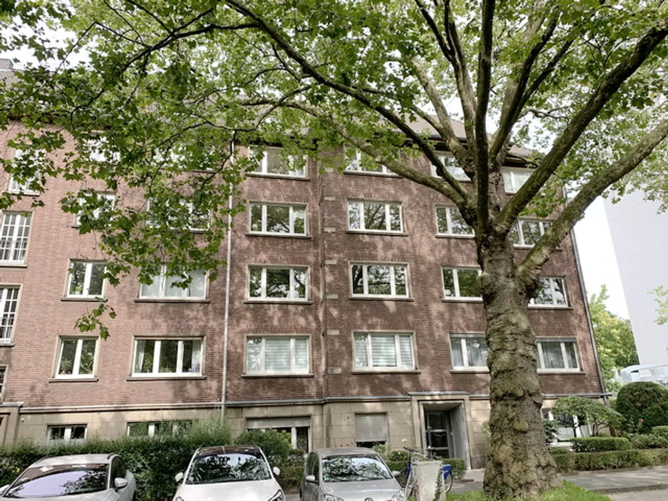 4 Zimmer Wohnung mit 94 m² in Düsseldorf – Bild 12