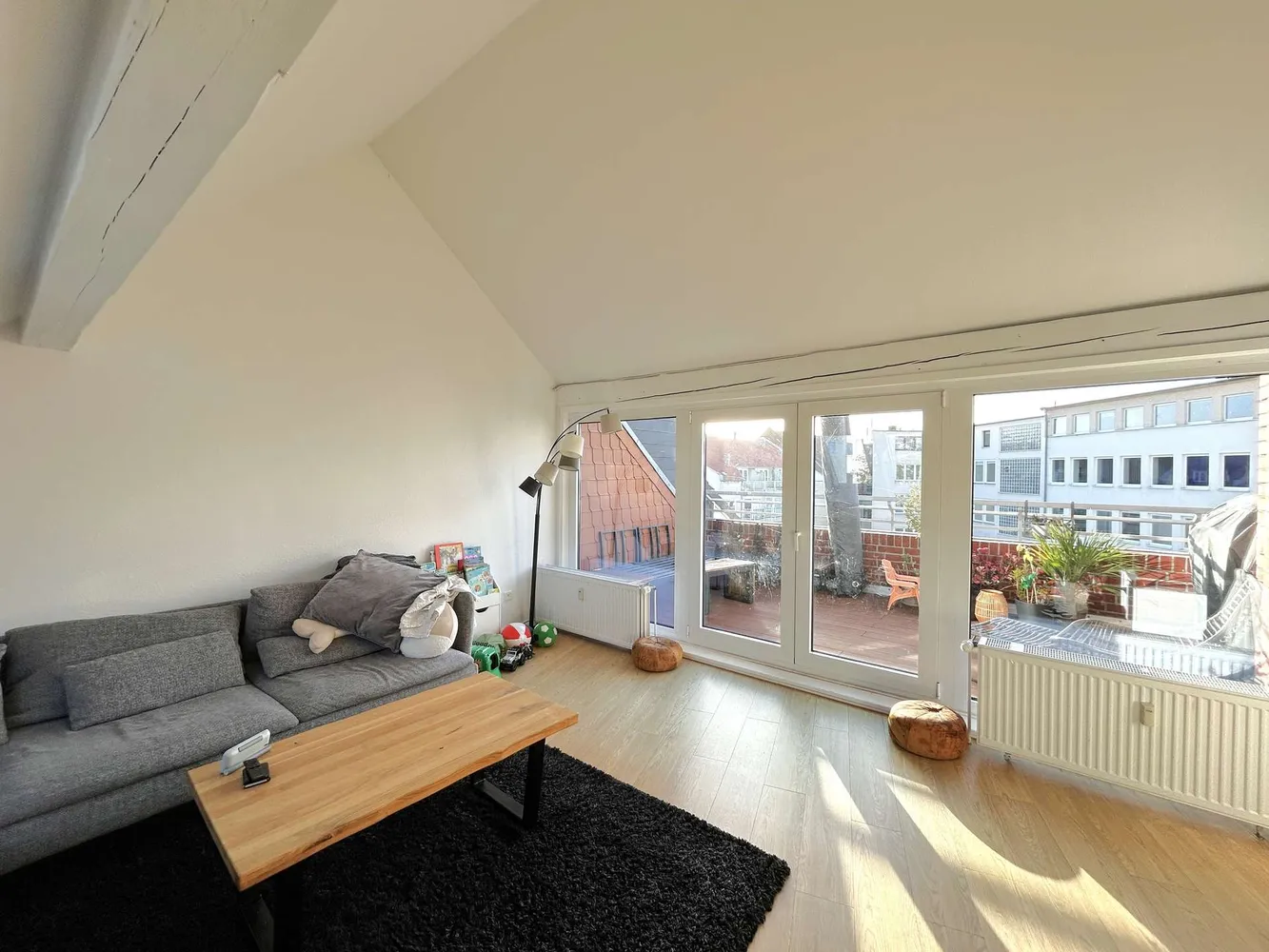 4 Zimmer Wohnung mit 106 m² in Hannover – Bild 8