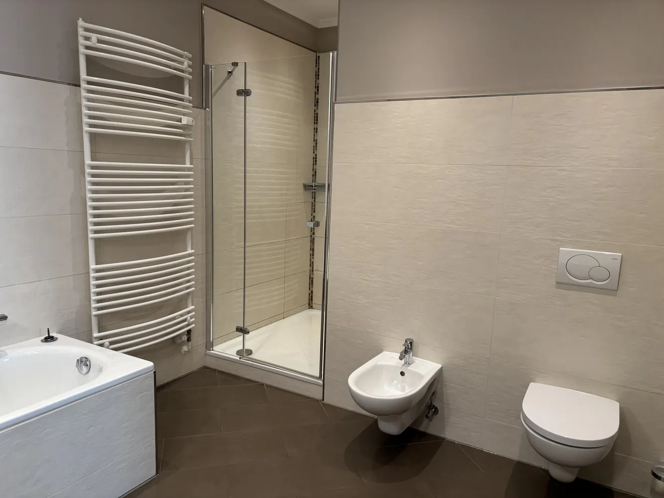 6 Zimmer Wohnung mit 299 m² in Hamburg – Bild 8