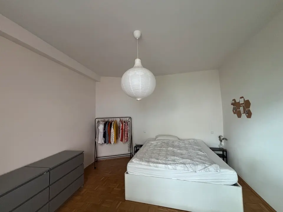 WG-Zimmer mit 55 m² in Bergheim – Bild 2
