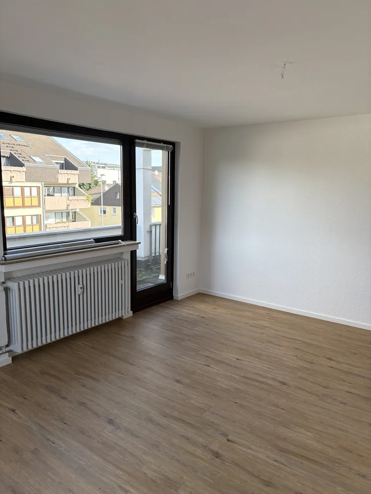3 Zimmer Wohnung mit 83 m² in Leverkusen – Bild 2