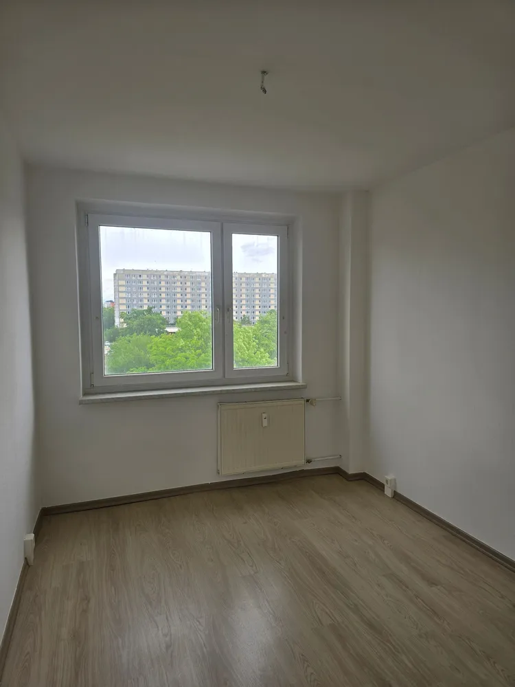 4 Zimmer Wohnung mit 73 m² in Halle (Saale) – Bild 3