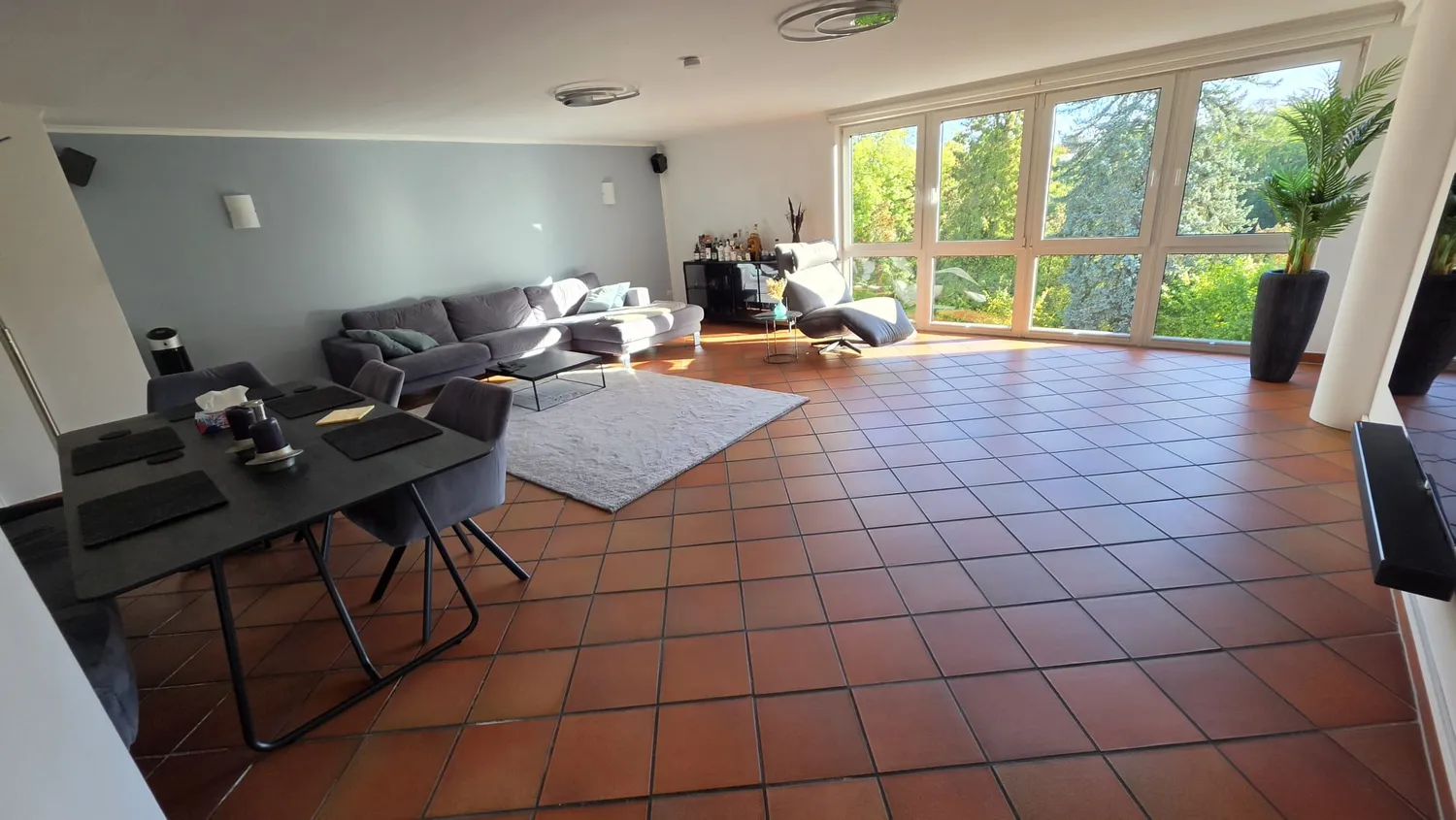 2 room apartment with 93 m² in Bonn – Photo 2