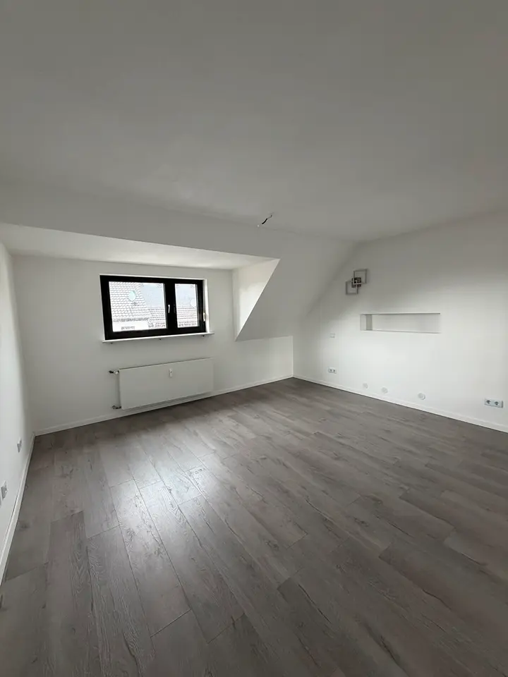 3 Zimmer Wohnung mit 80 m² in Saarbrücken – Bild 1