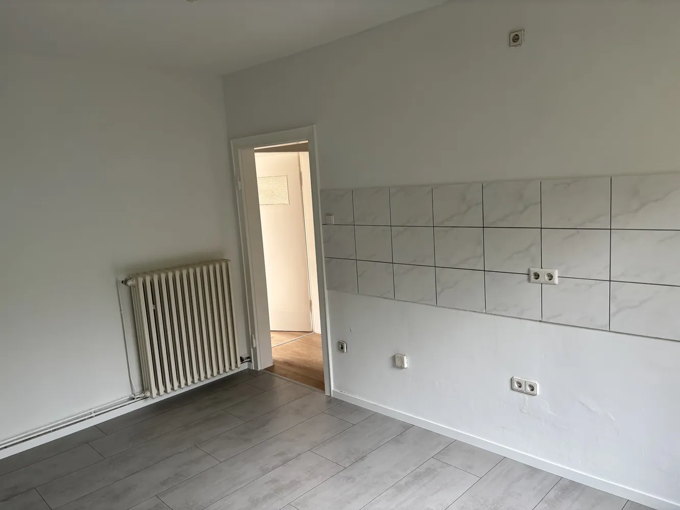 4 room apartment with 80 m² in Duisburg – Photo 2