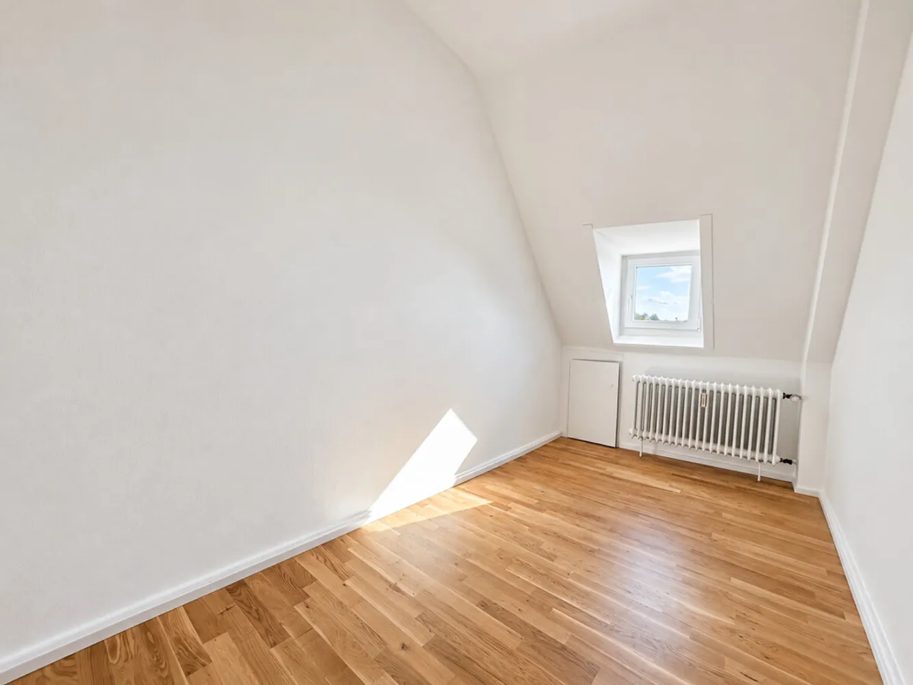 4 Zimmer Wohnung mit 127 m² in Karlsruhe – Bild 11