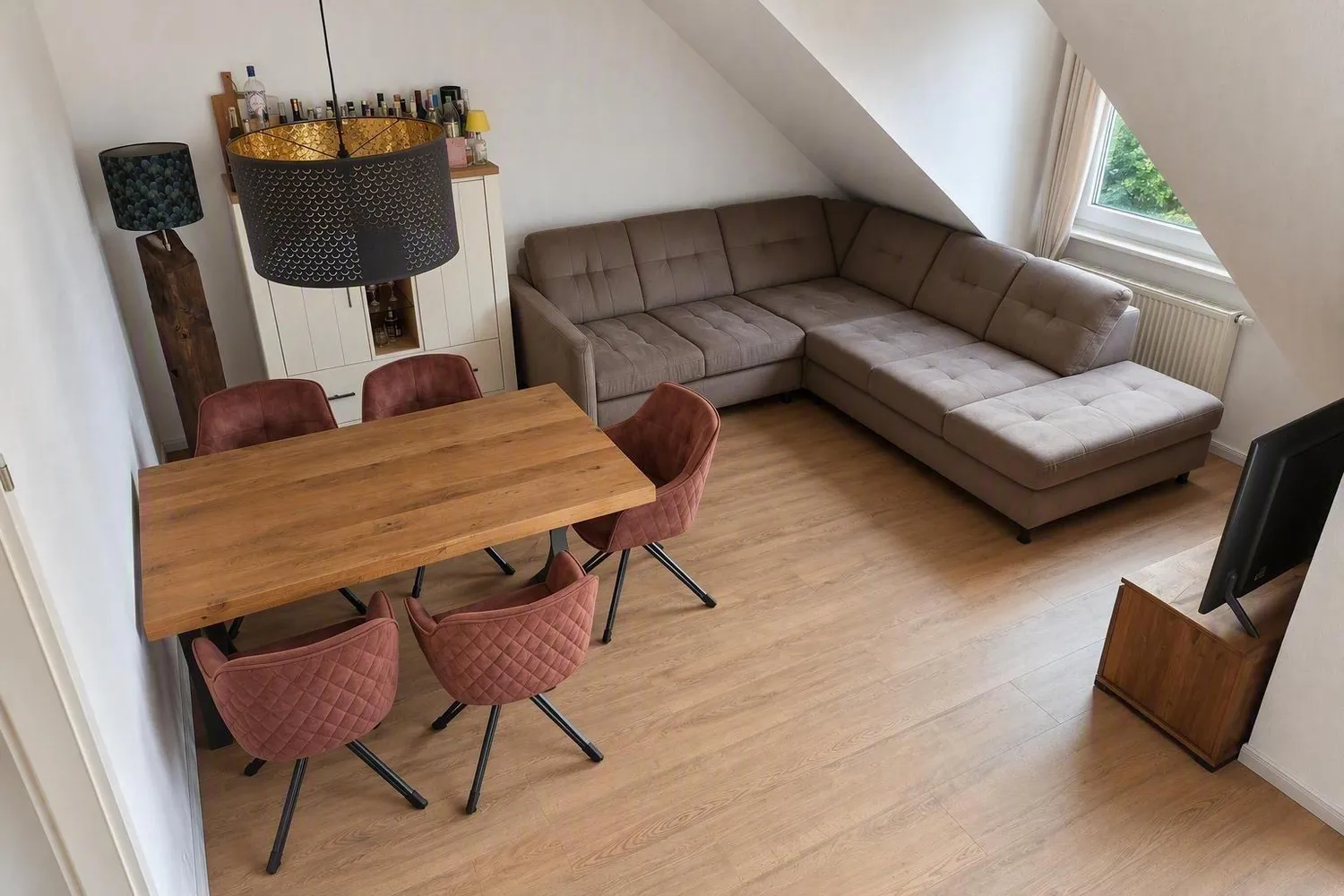 3 Zimmer Wohnung mit 68 m² in Hamburg – Bild 2