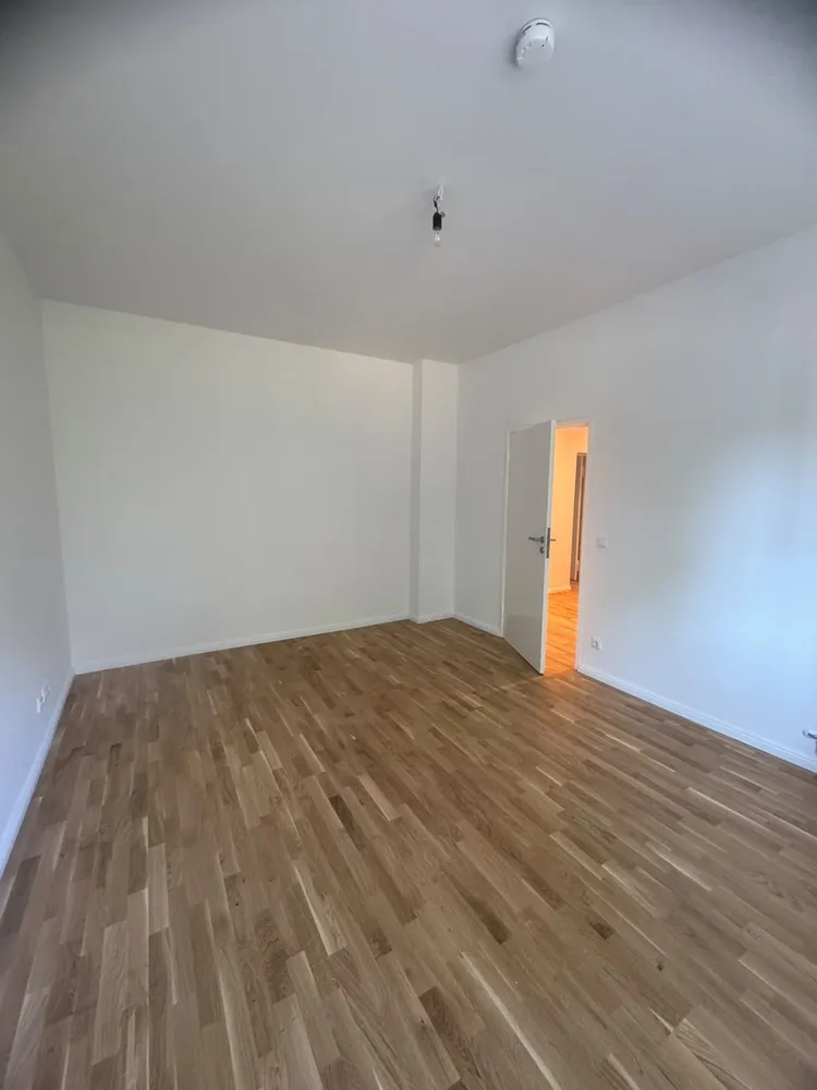 3 room apartment with 70 m² in Berlin – Photo 6