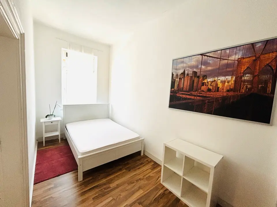 2 Zimmer Wohnung mit 70 m² in Hof – Bild 1