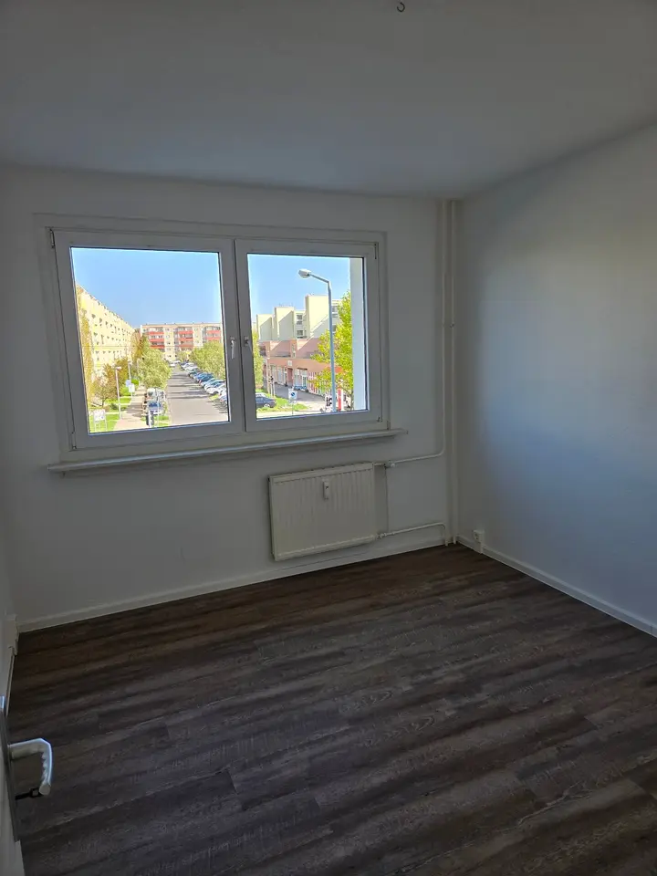 3 Zimmer Wohnung mit 57 m² in Halle (Saale) – Bild 2