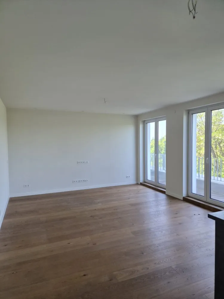 2 Zimmer Wohnung mit 68 m² in Berlin – Bild 1