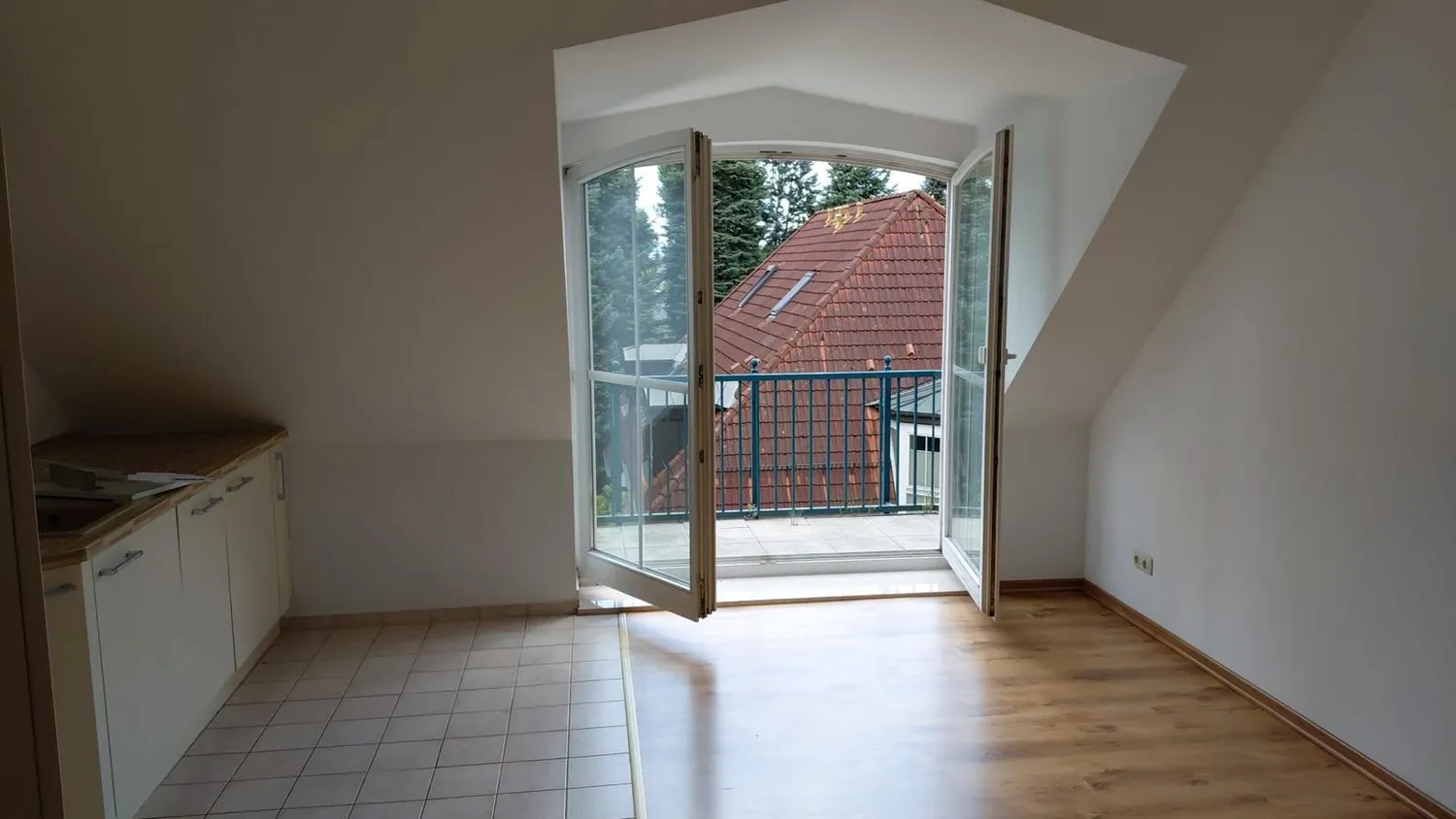 2 Zimmer Wohnung mit 60 m² in Dresden – Bild 1
