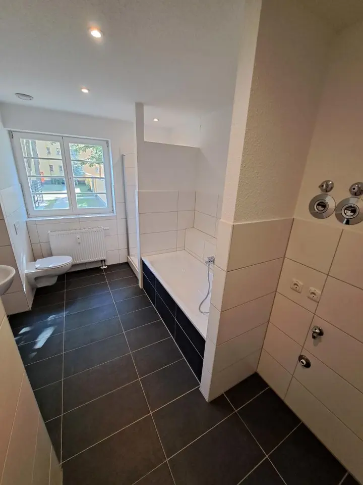 4 room apartment with 94 m² in Magdeburg – Photo 3