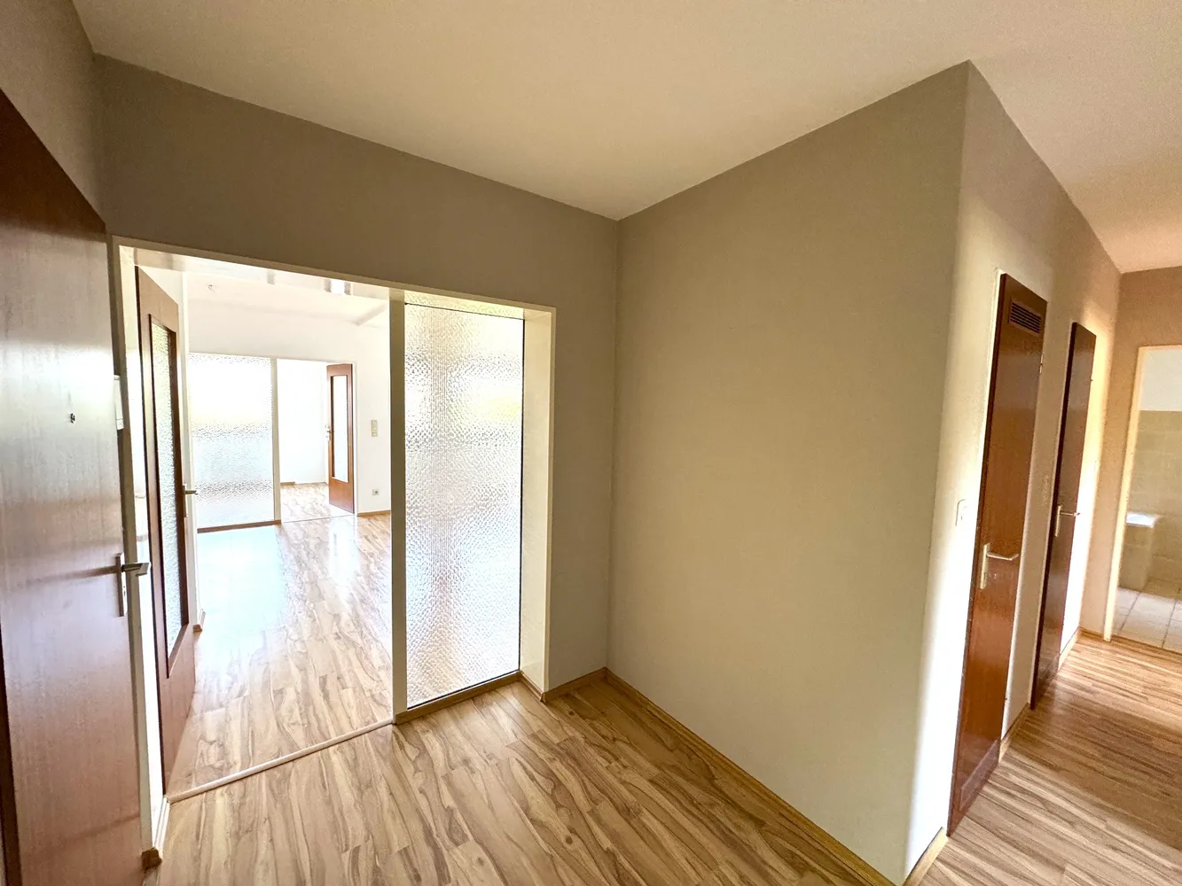 3 room apartment with 82 m² in Gelsenkirchen – Photo 2