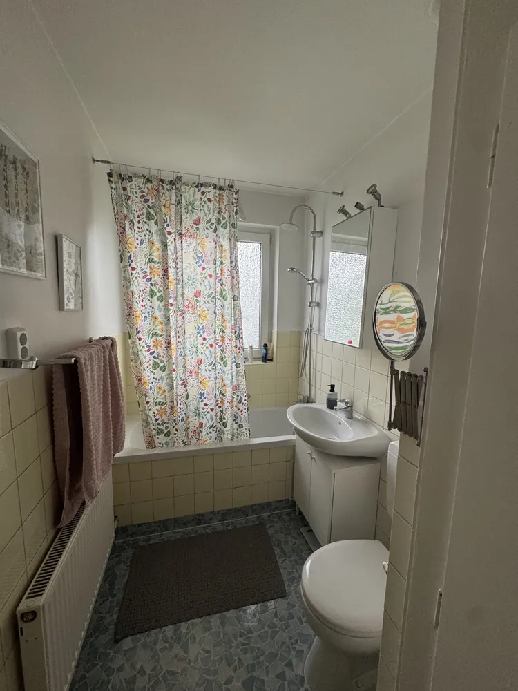 2 room apartment with 44 m² in Cologne – Photo 4